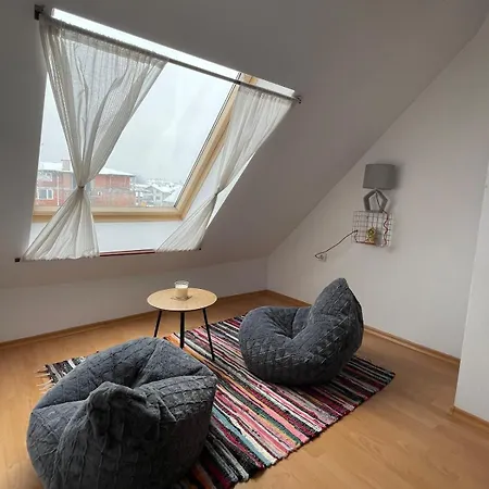 Διαμέρισμα Modern Two-story 2br Parking View Μπάνσκο