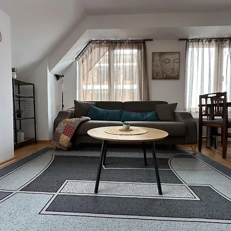 Διαμέρισμα Modern Two-story 2br Parking View
